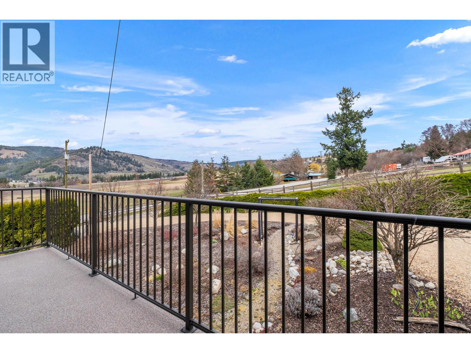 5770 LEARMOUTH ROAD - 9