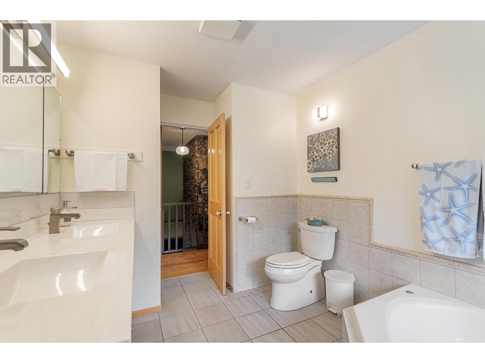 5770 LEARMOUTH ROAD - 36