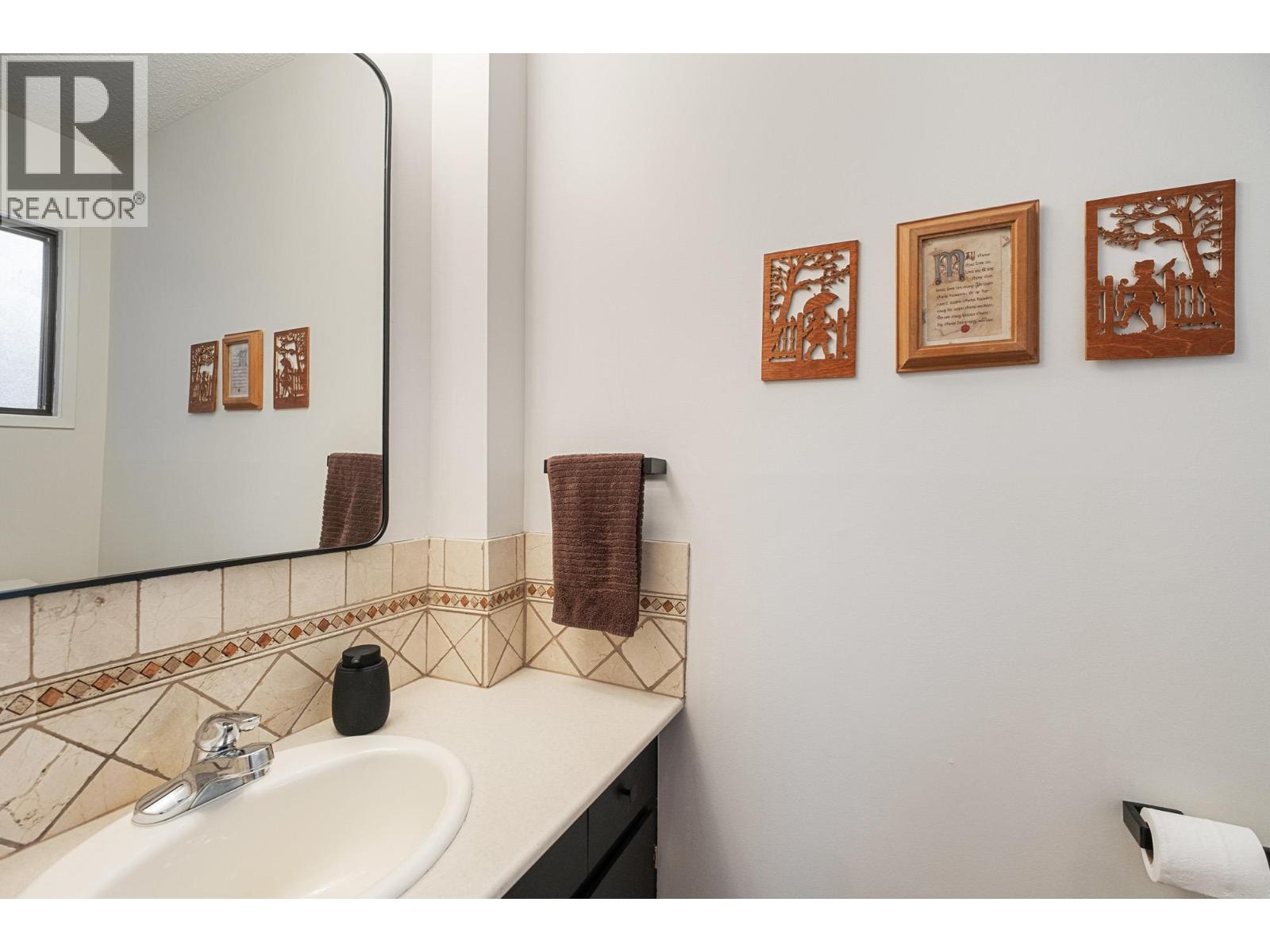 5770 LEARMOUTH ROAD - 30