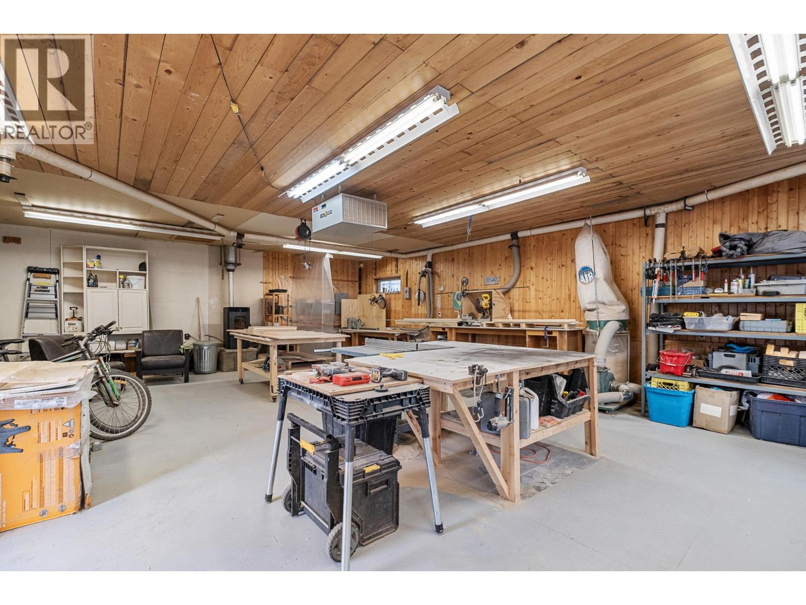 5770 LEARMOUTH ROAD - 82