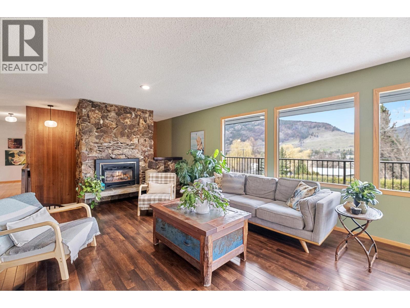 5770 LEARMOUTH ROAD - 7