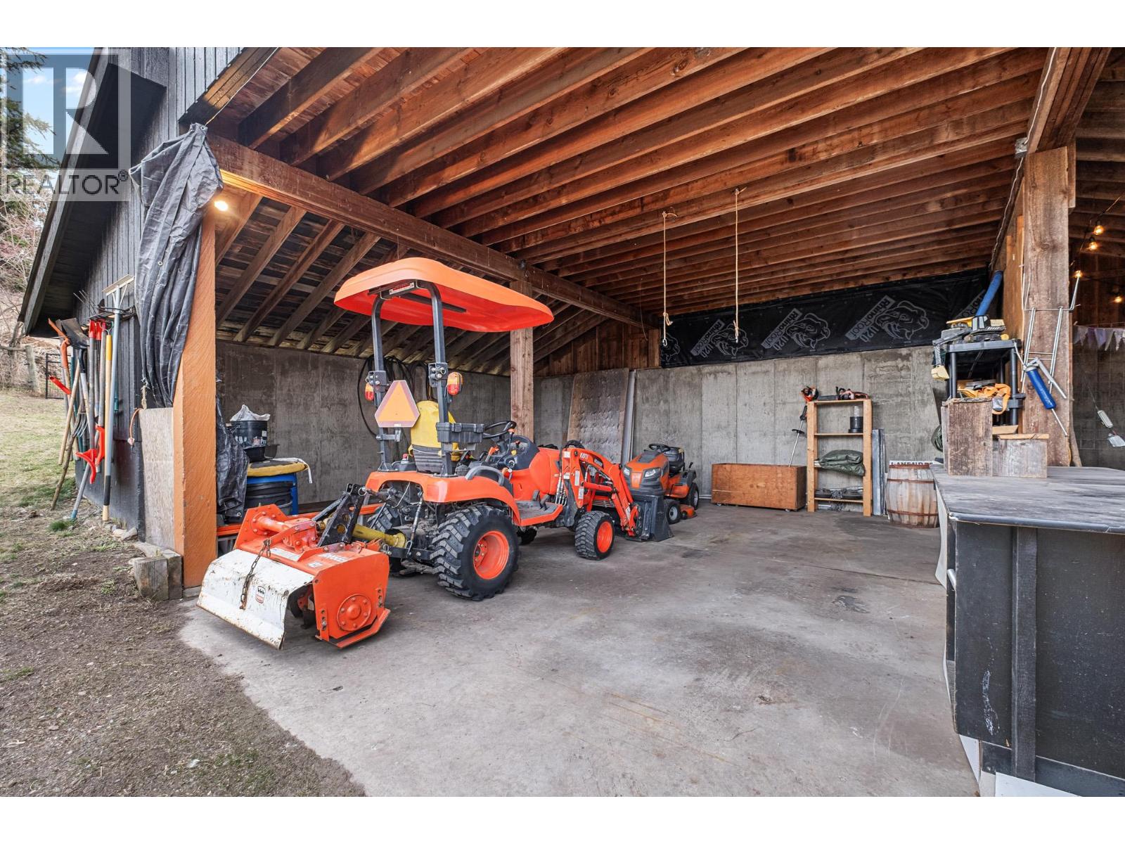 5770 LEARMOUTH ROAD - 80