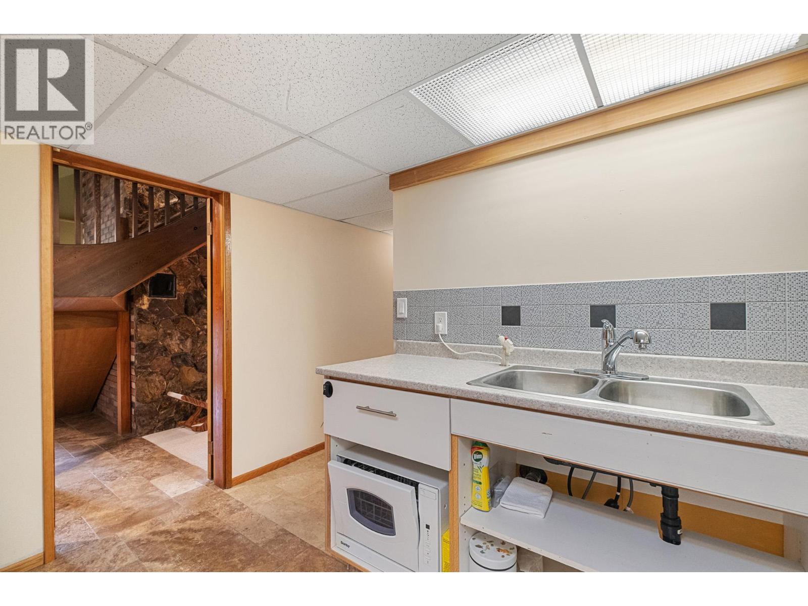 5770 LEARMOUTH ROAD - 59