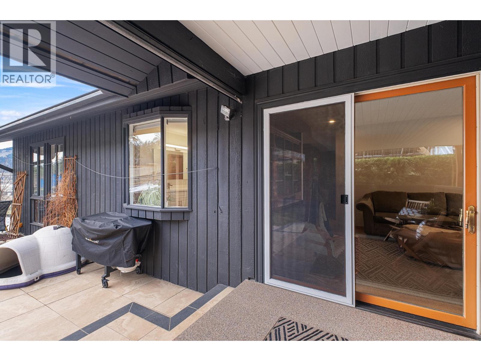 5770 LEARMOUTH ROAD - 65