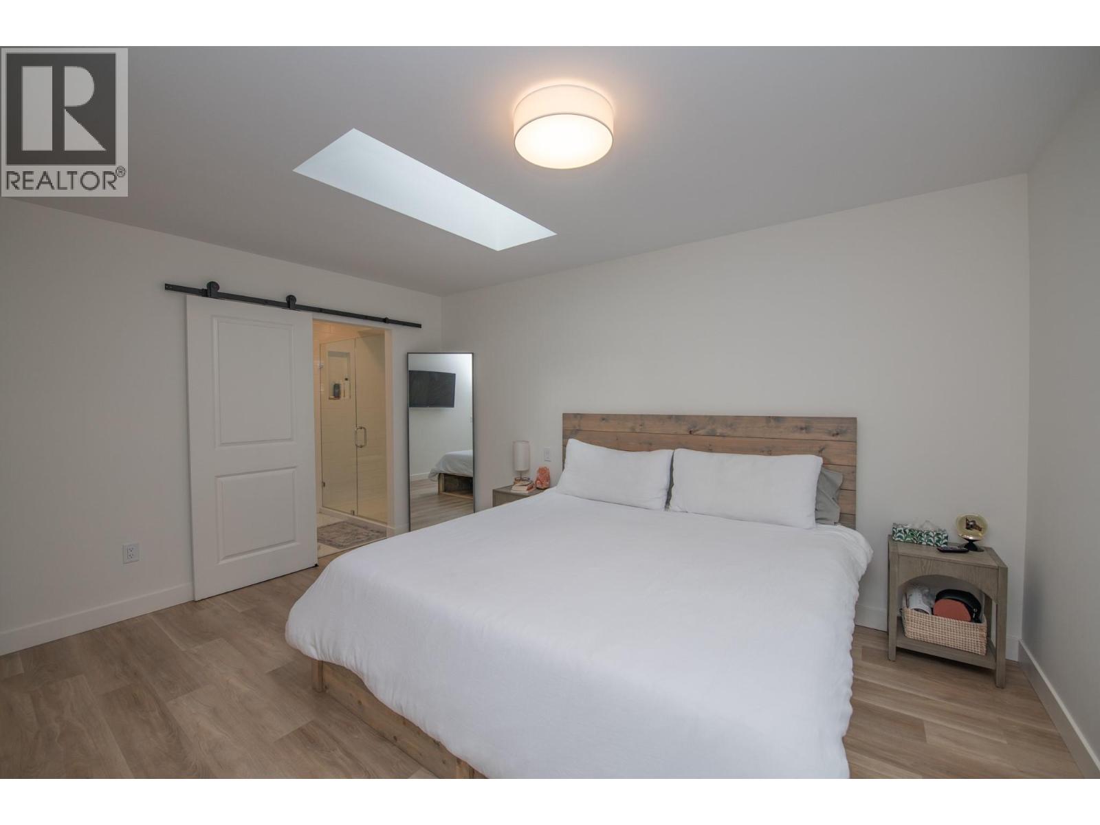 16515 Commonage Road, Lake Country