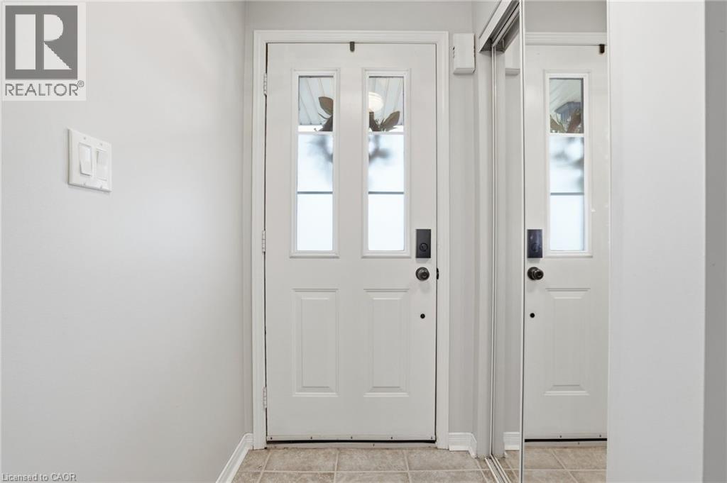 14 KENYON Crescent - 5
