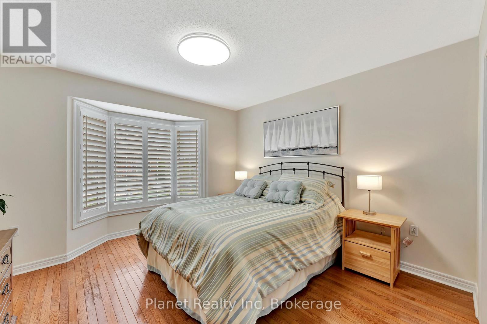 16 WINTERBERRY LANE - 18