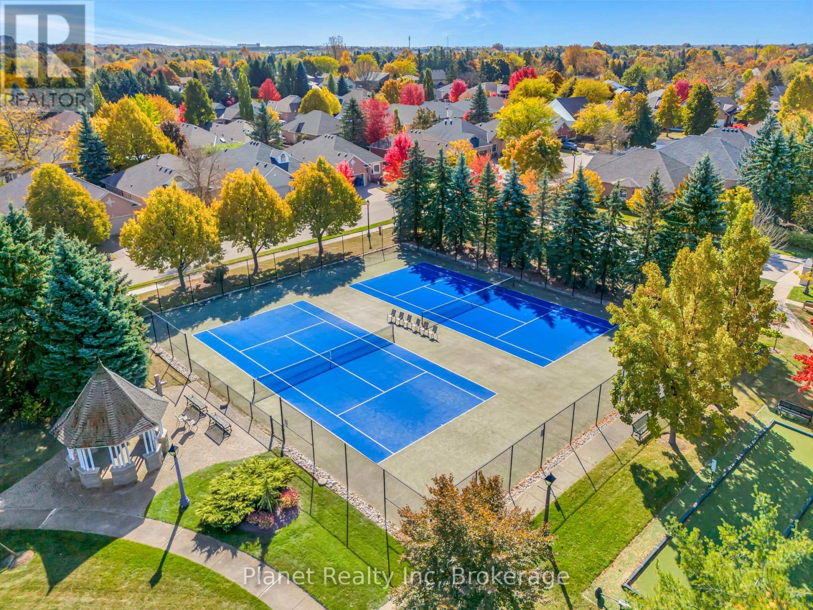 16 WINTERBERRY LANE — photo 30