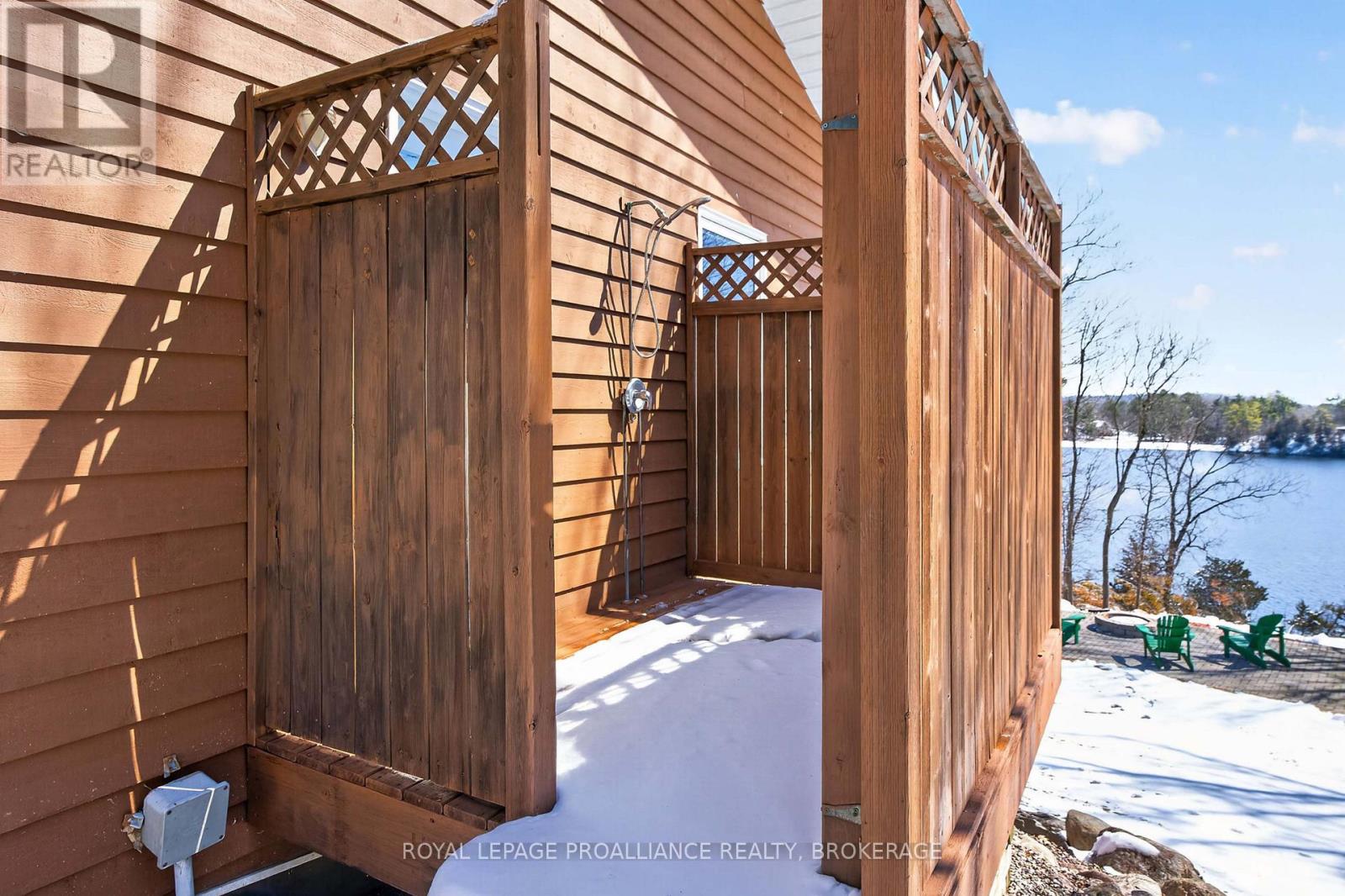 606 WHITES POINT ROAD - 47