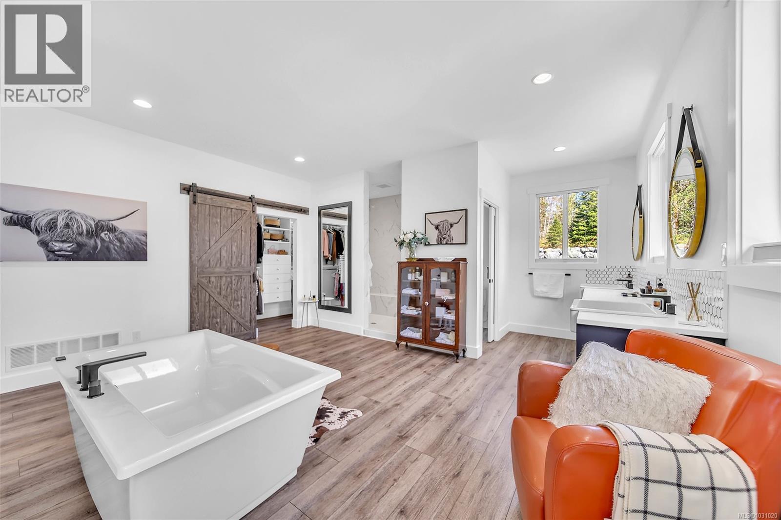 6345 Karen Pl - 34
