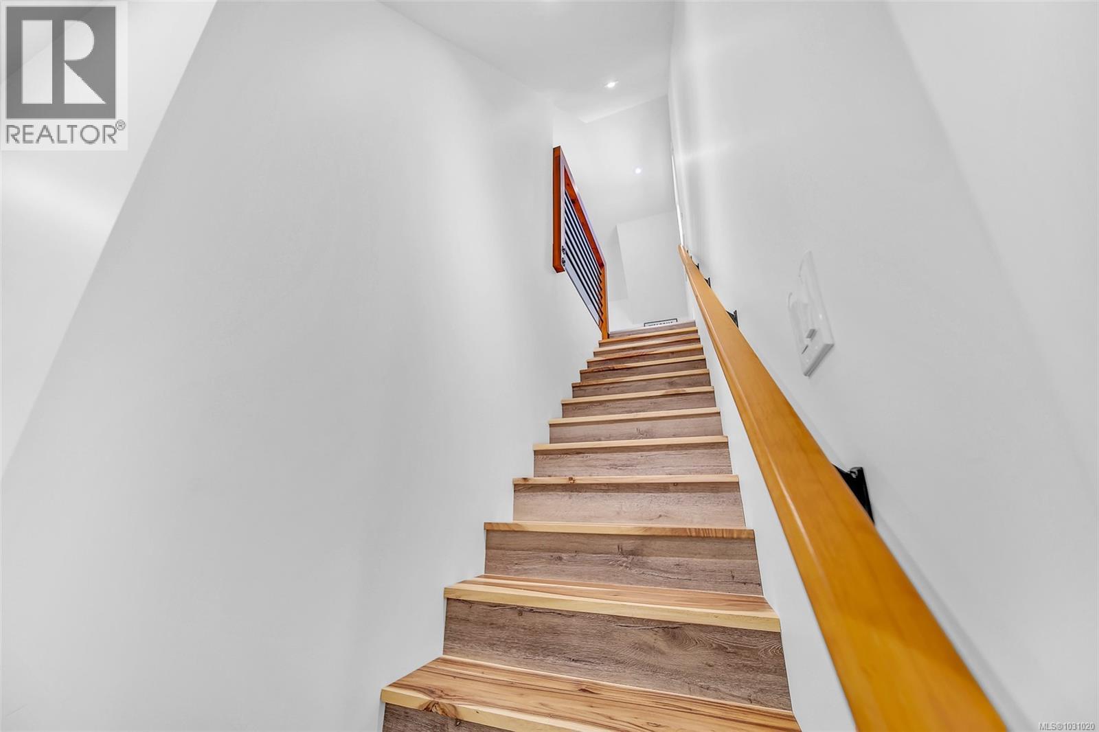 6345 Karen Pl - 73
