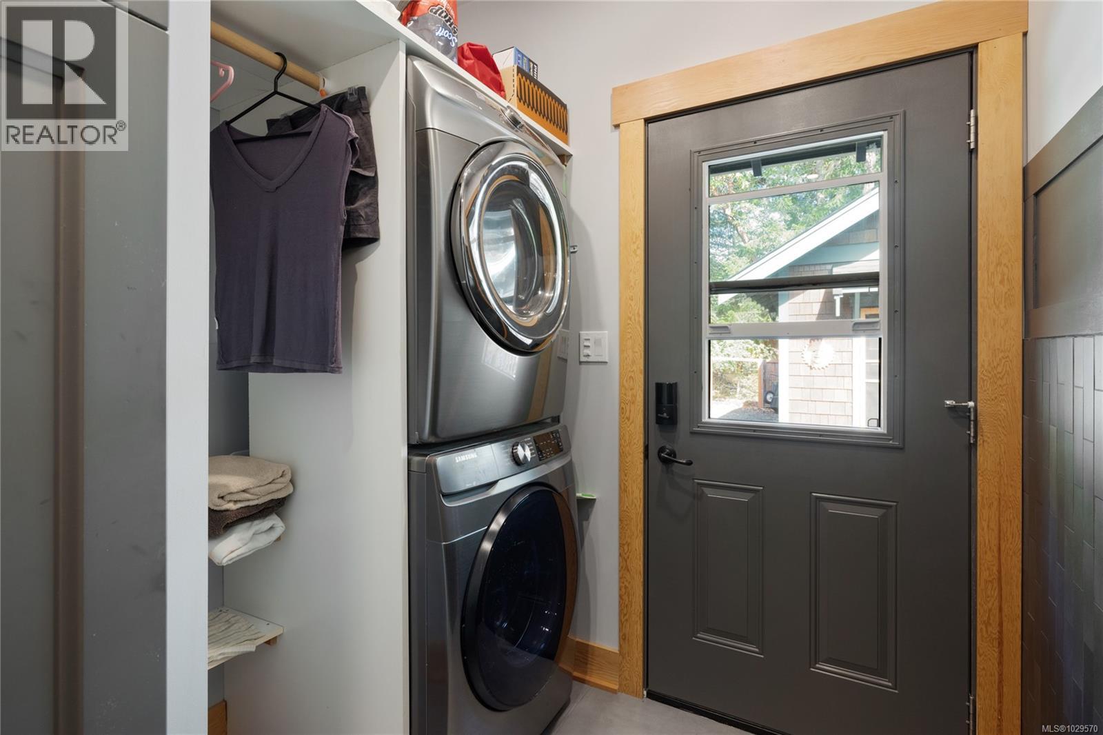 2060 BEL OAK DR - 33