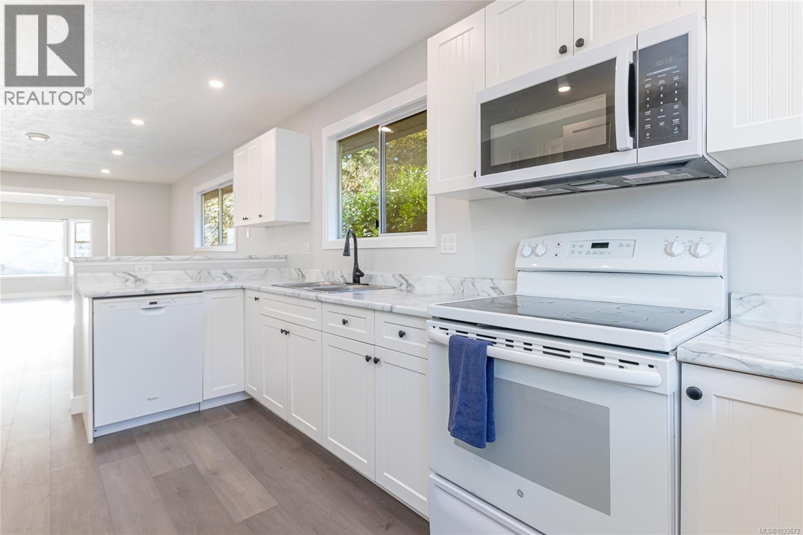 3165 GIBBINS RD - 12