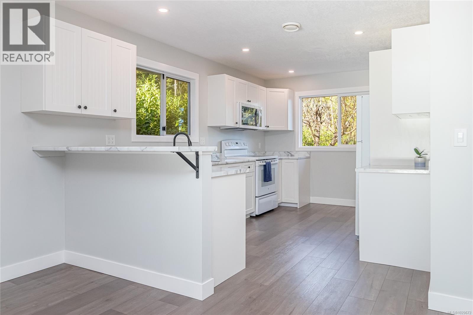 3165 GIBBINS RD - 11