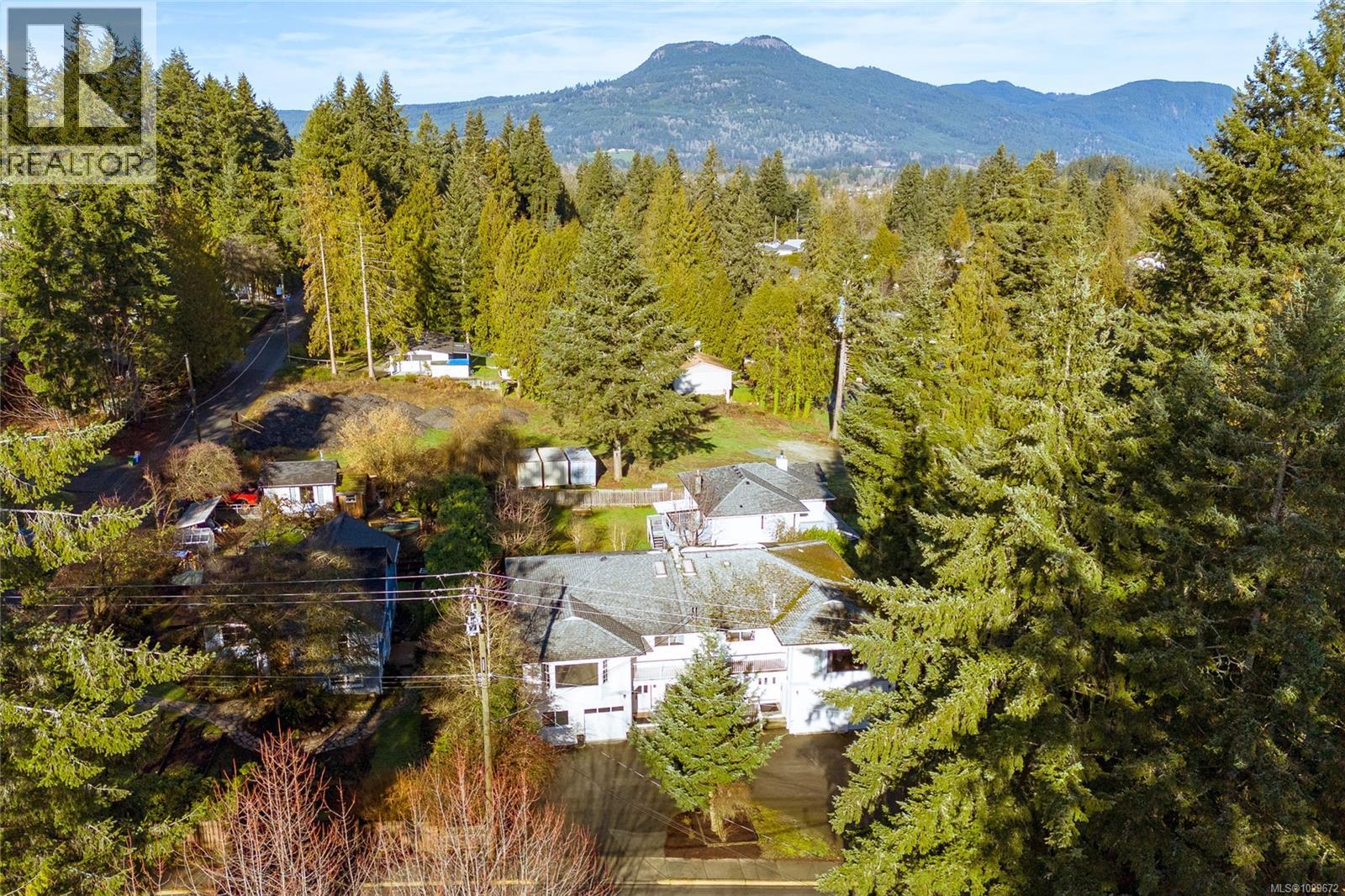 3165 GIBBINS RD - 32