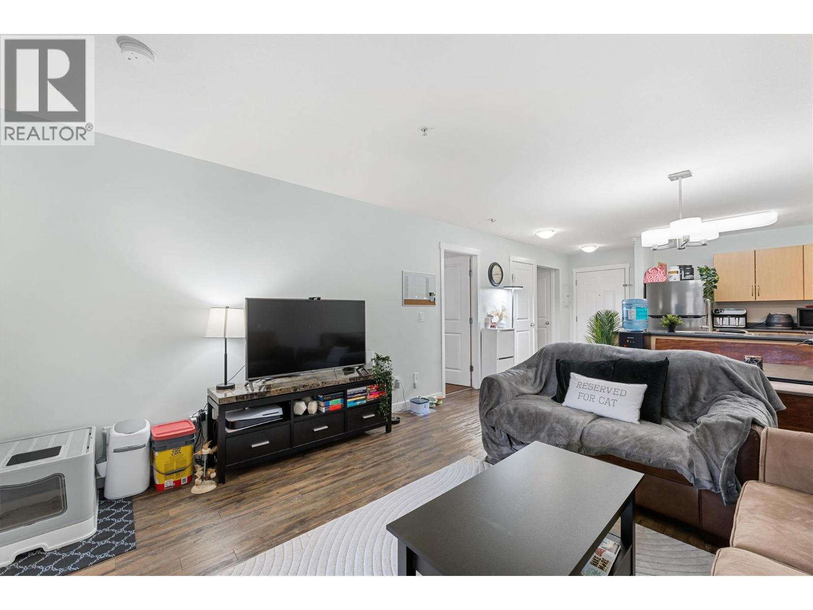 206 1479 Glenmore Road North, Kelowna