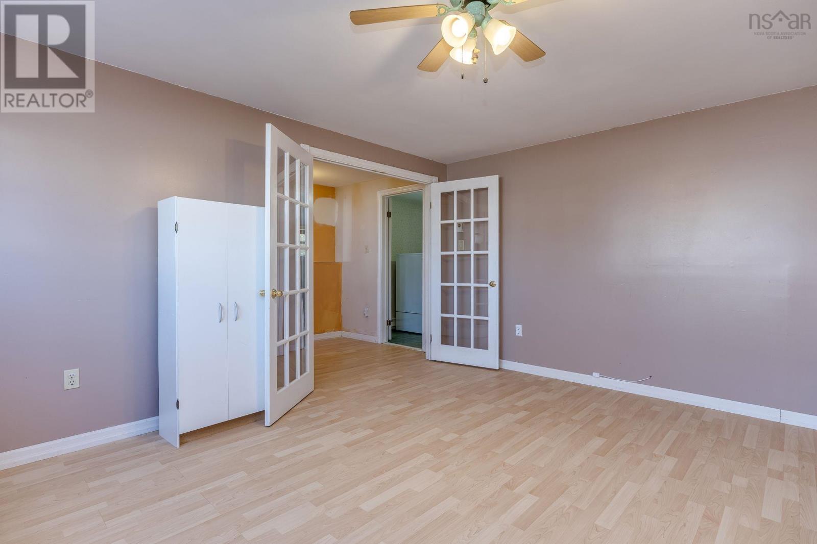 Property 36 of 49 of 27 Shoreview Drive