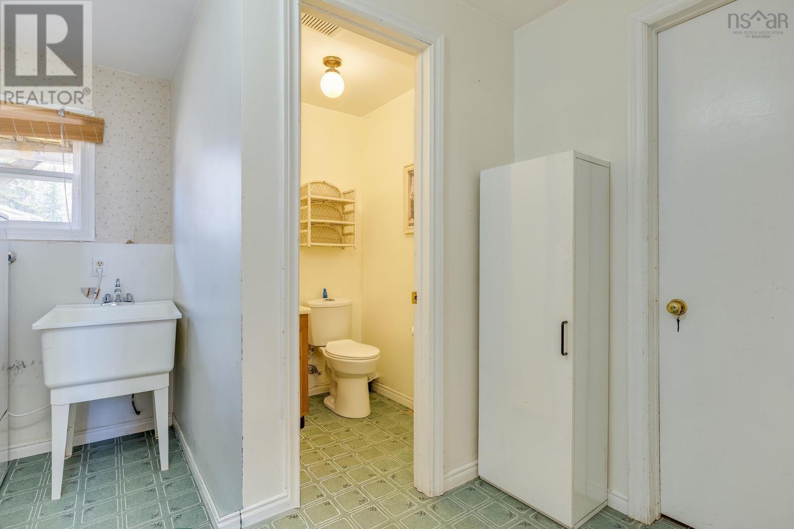 Property 39 of 49 of 27 Shoreview Drive