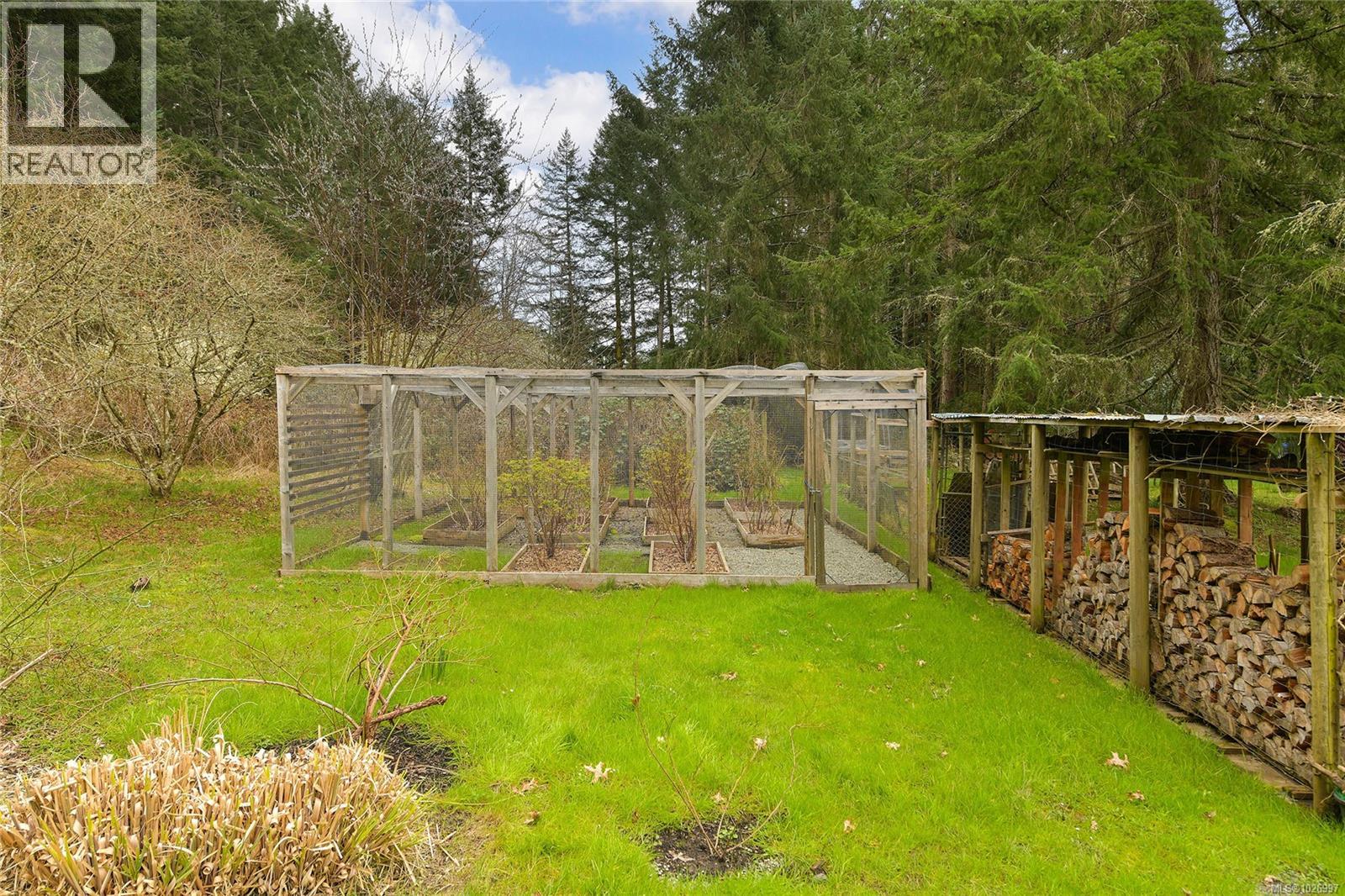 594 Horton Bay Rd - 10