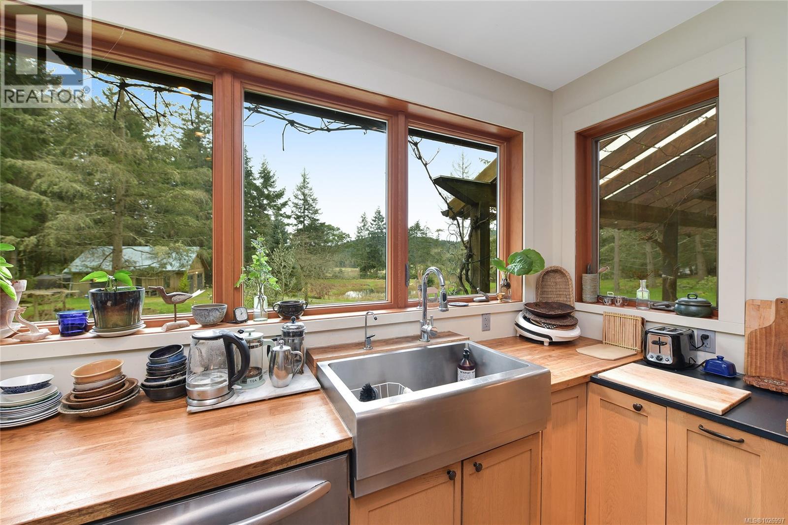 594 Horton Bay Rd - 33