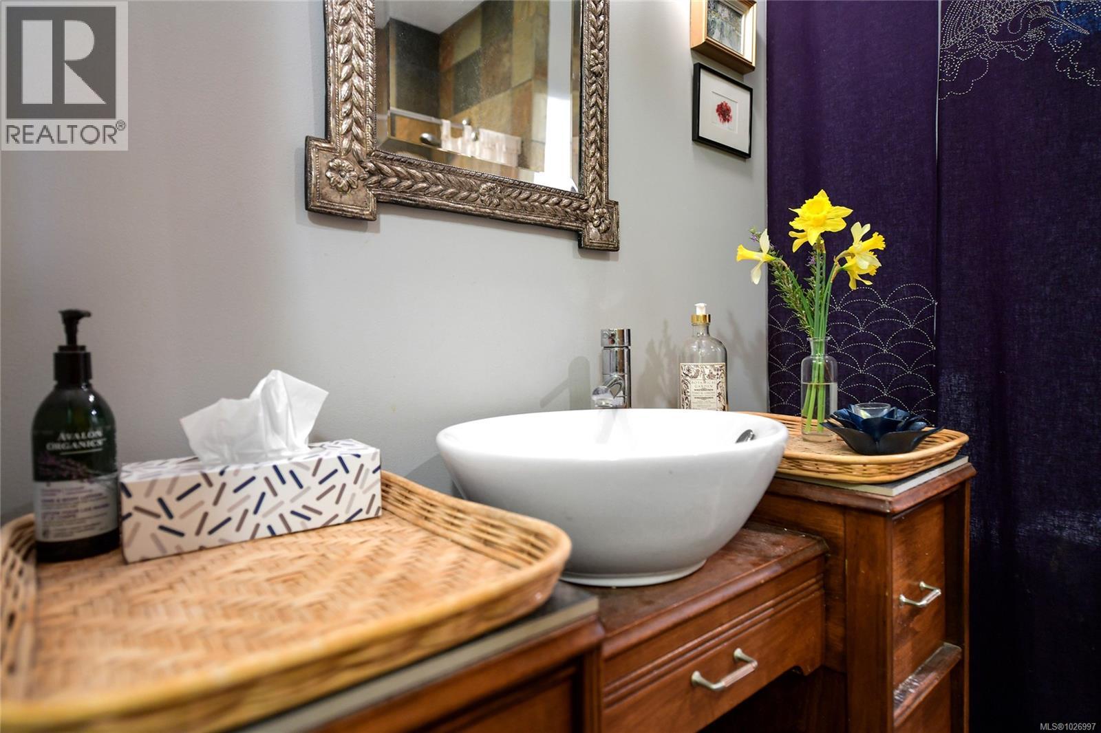 594 Horton Bay Rd - 38