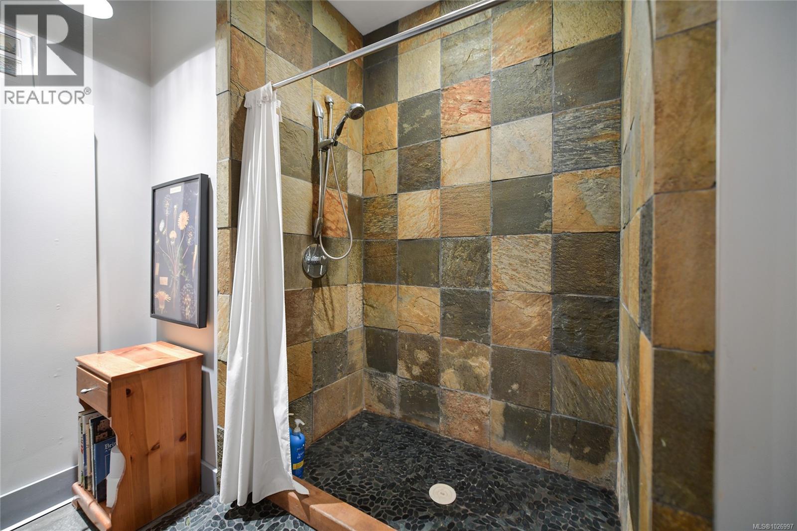 594 Horton Bay Rd - 40