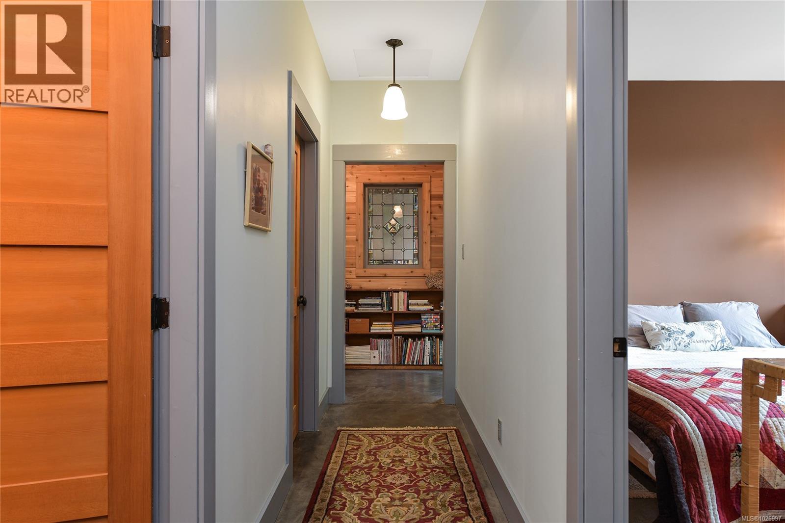 594 Horton Bay Rd - 44