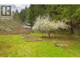 Laundry room - 594 Horton Bay Rd, Mayne Island, BC V0N2J2 Photo 12