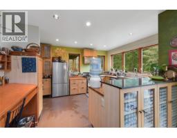 594 Horton Bay Rd, Mayne Island, BC V0N2J2 Photo 29