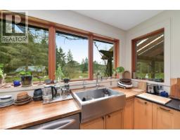 594 Horton Bay Rd, Mayne Island, BC V0N2J2 Photo 33