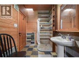 594 Horton Bay Rd, Mayne Island, BC V0N2J2 Photo 78