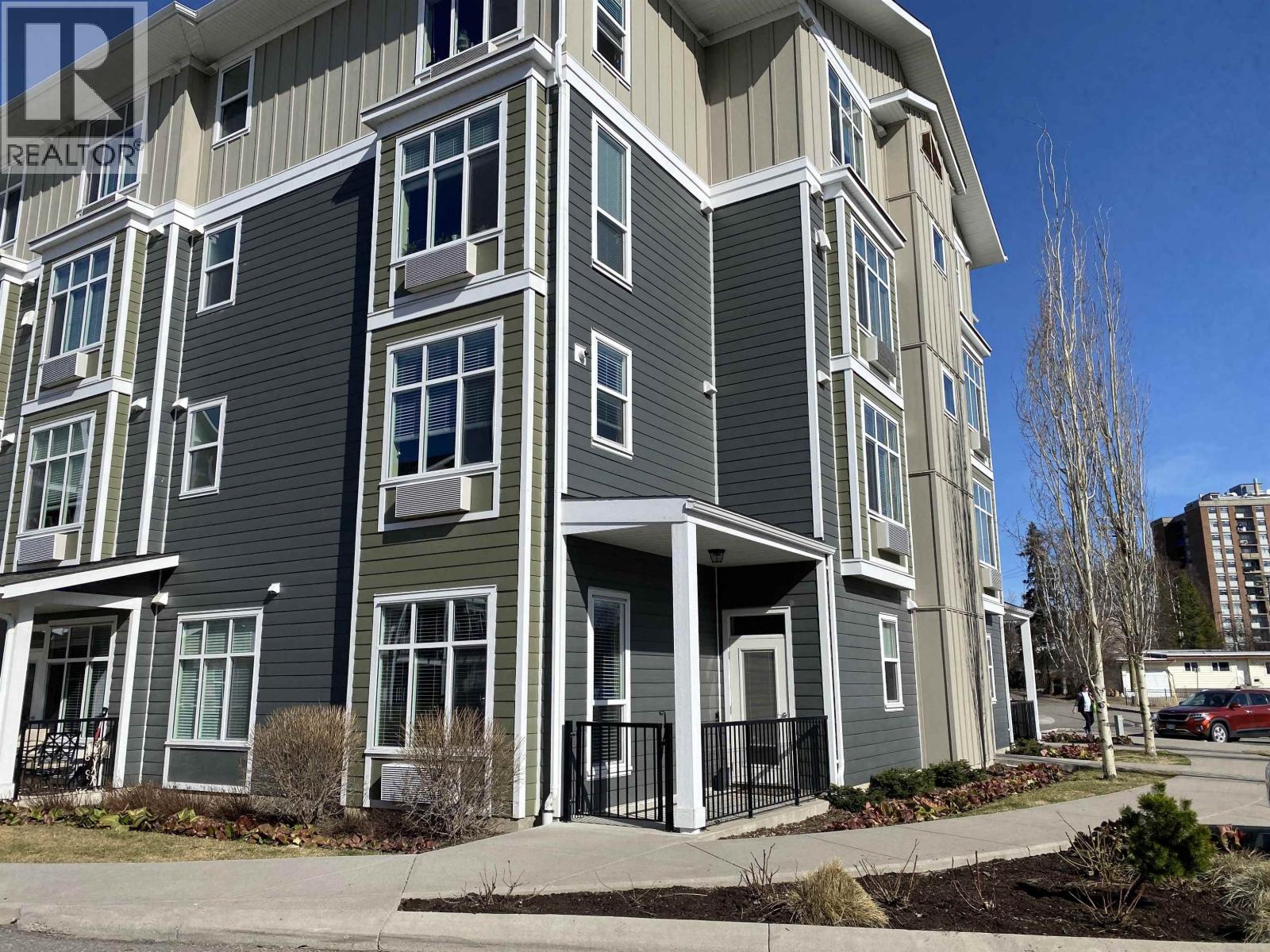 #106 1444 20TH AVENUE - 7