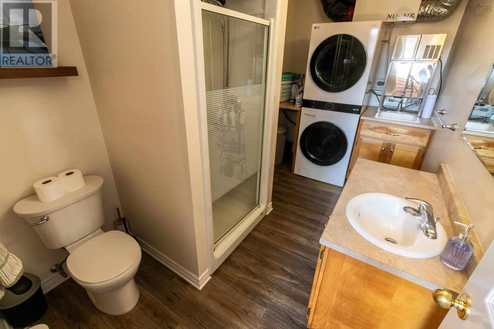 Property 18 of 29 of 1863 Acadia Drive