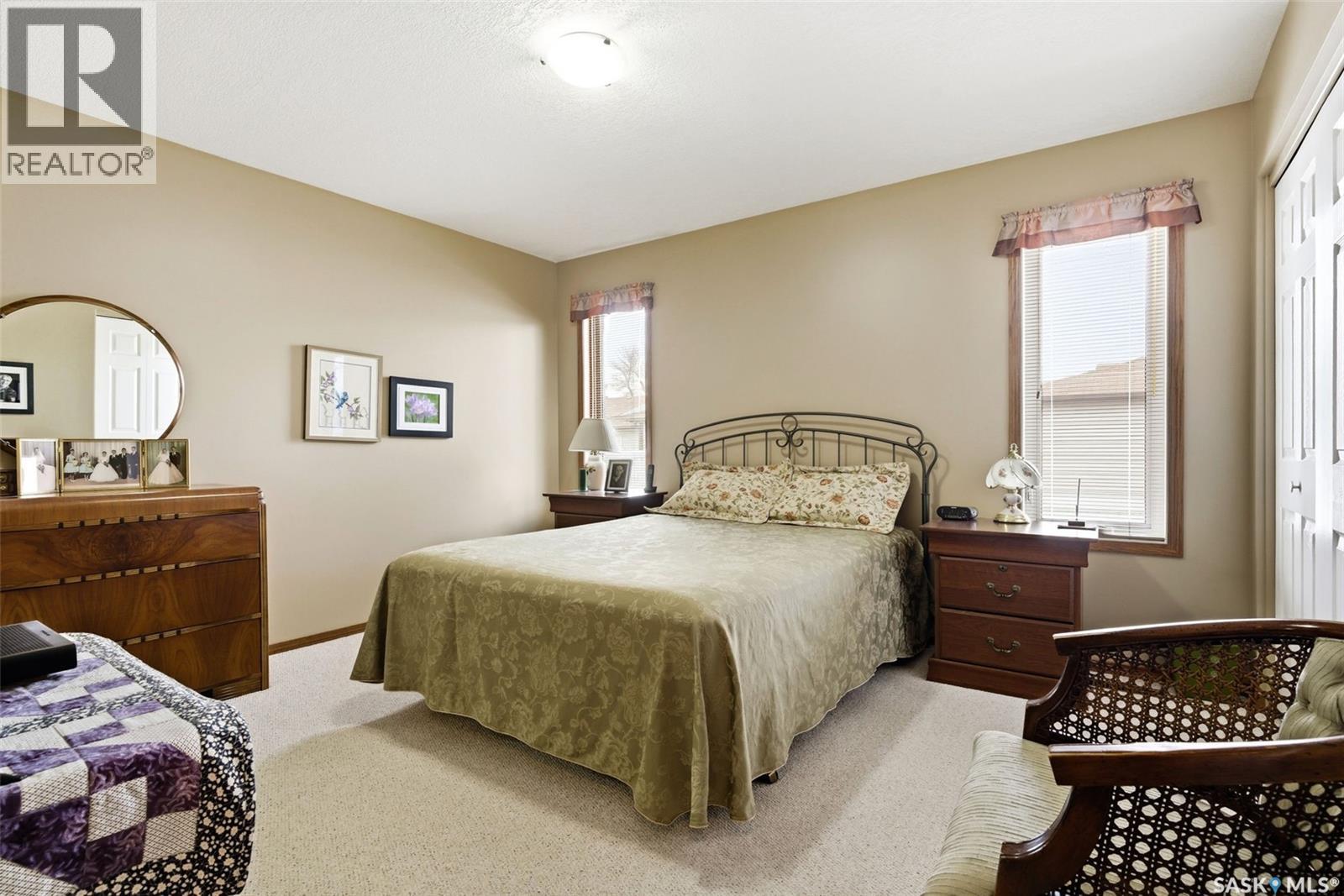 #72 GREENSBORO DRIVE - 16