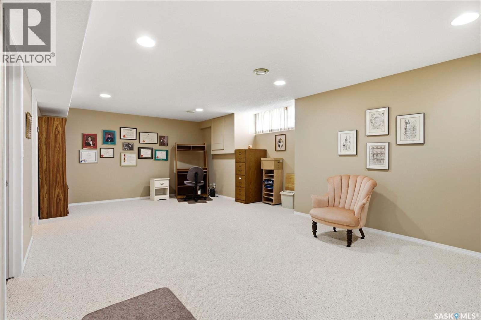 #72 GREENSBORO DRIVE - 27