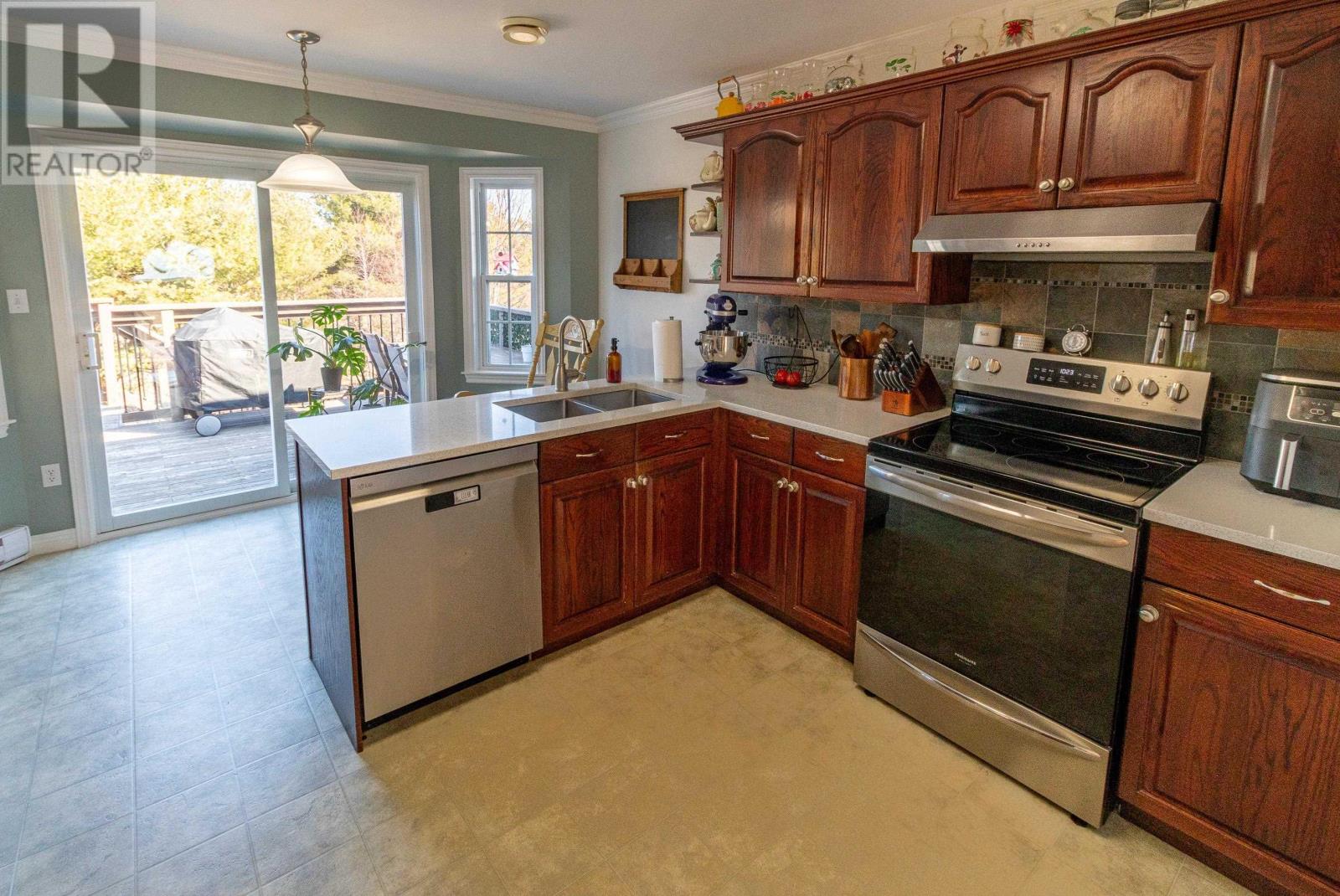 Property 3 of 29 of 1863 Acadia Drive