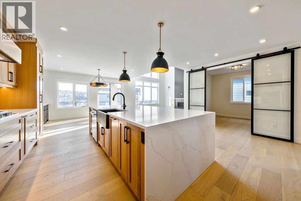 68 Sunvalley Way, Cochrane