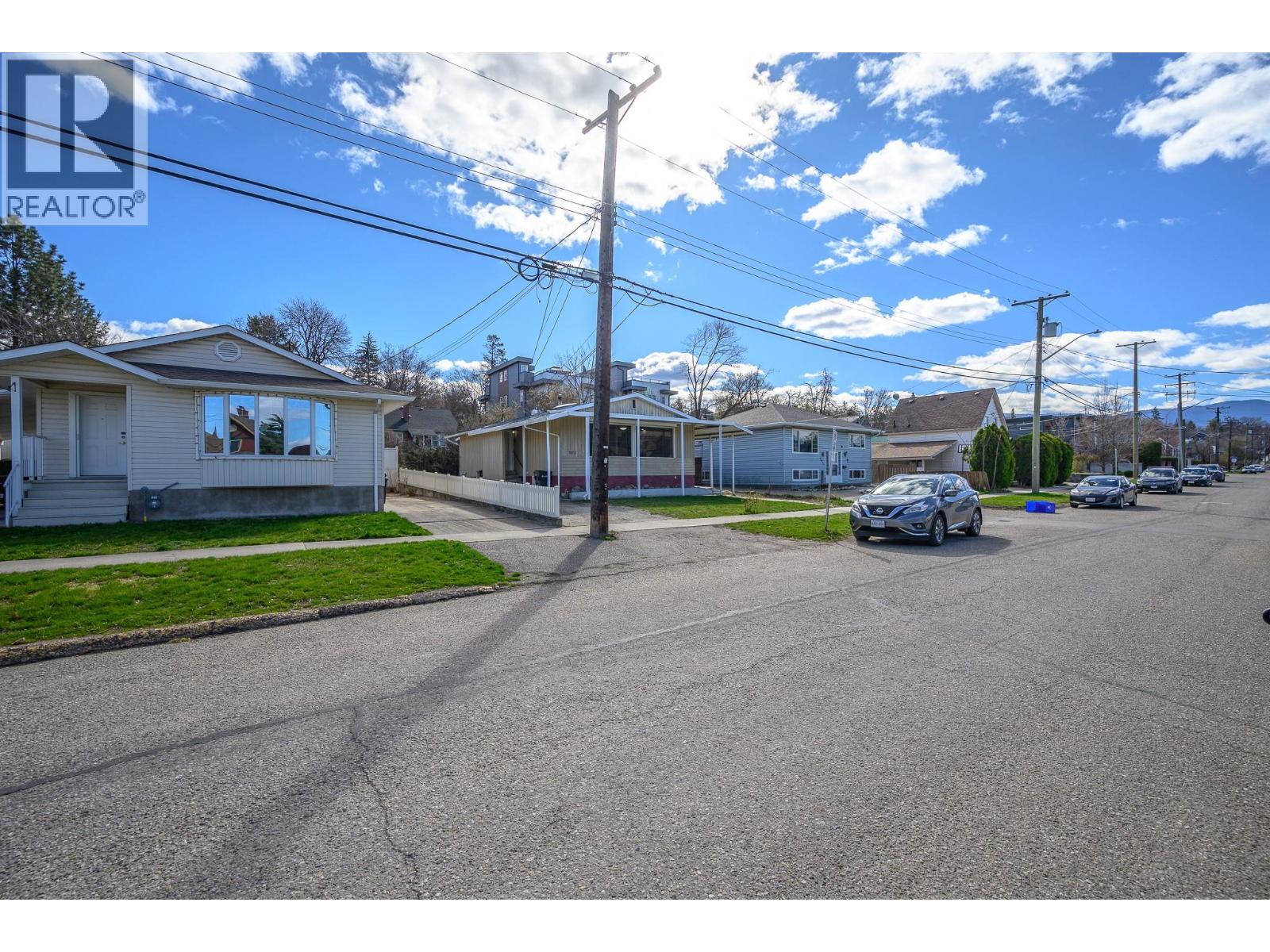 3103 26 Street - 4
