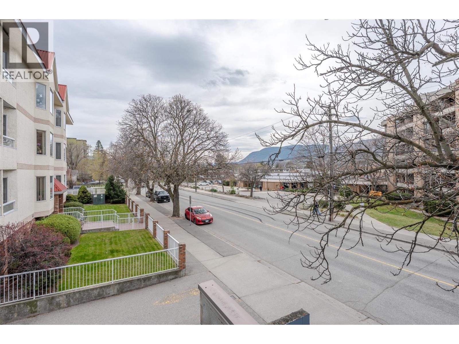 196 WADE Avenue Unit# 208, Penticton