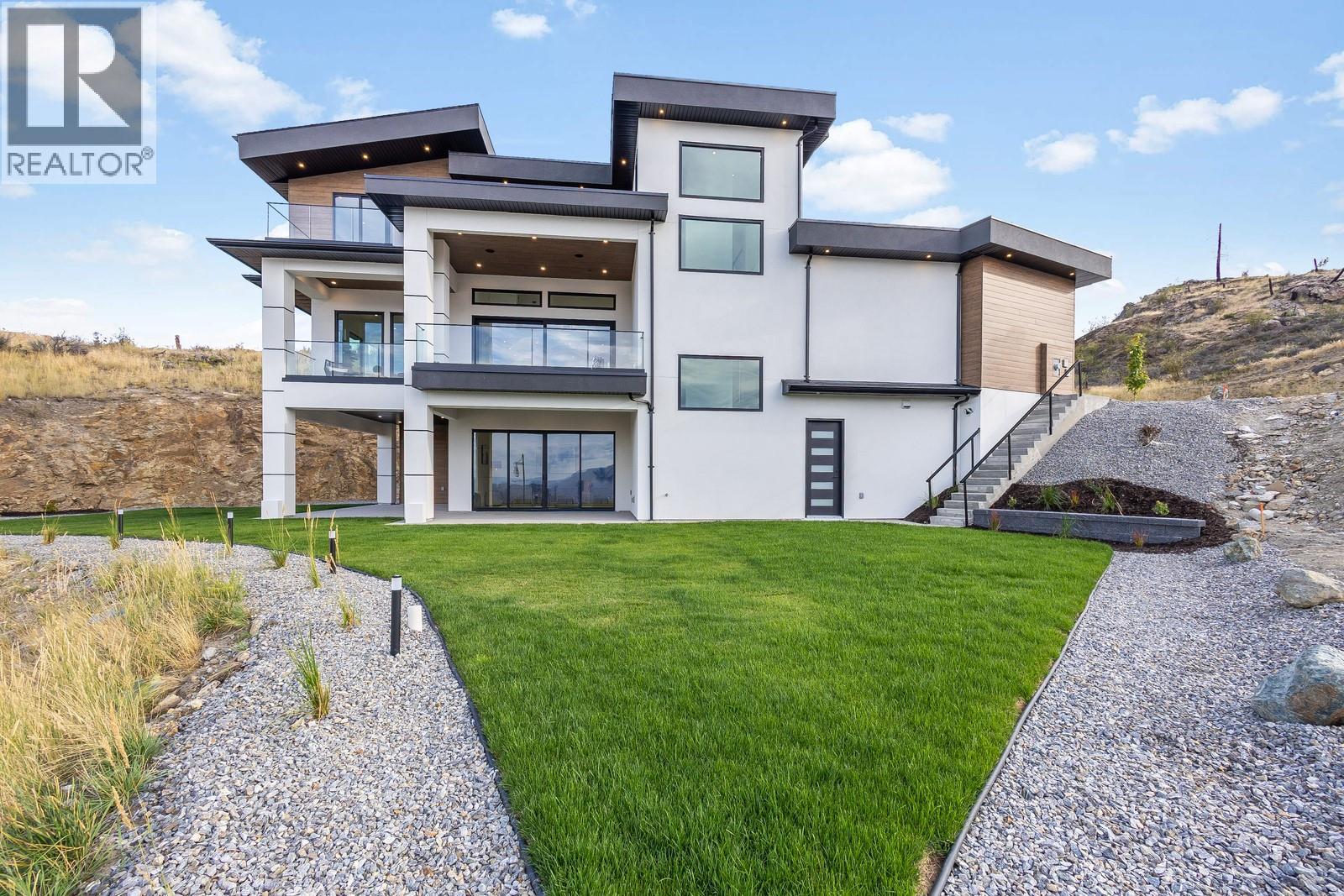 1122 Pearcy Court, Kelowna