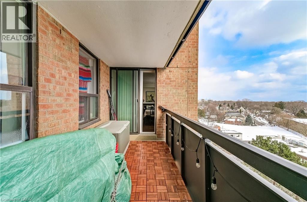 #804 3845 LAKESHORE Boulevard W Unit# 804 - 25