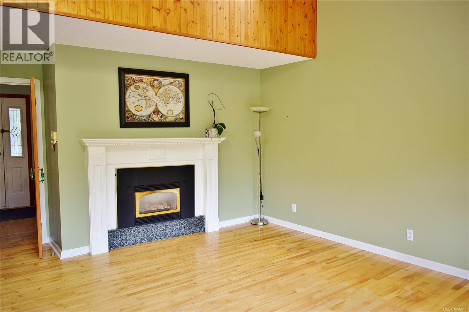 5982 Mayo Rd - 33