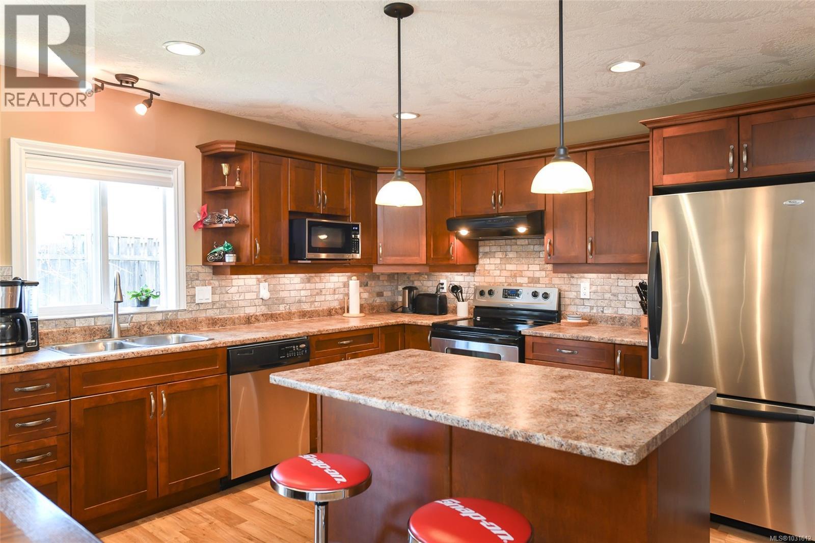 831 Aspen Rd - 5