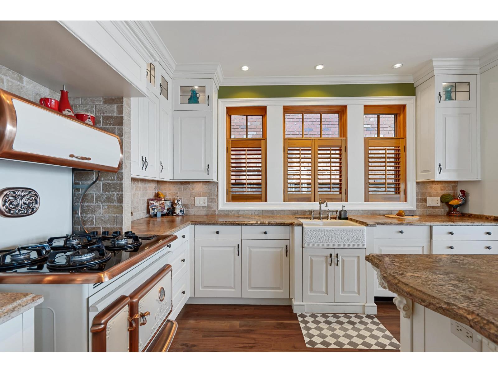 15188 COLUMBIA AVENUE, White Rock