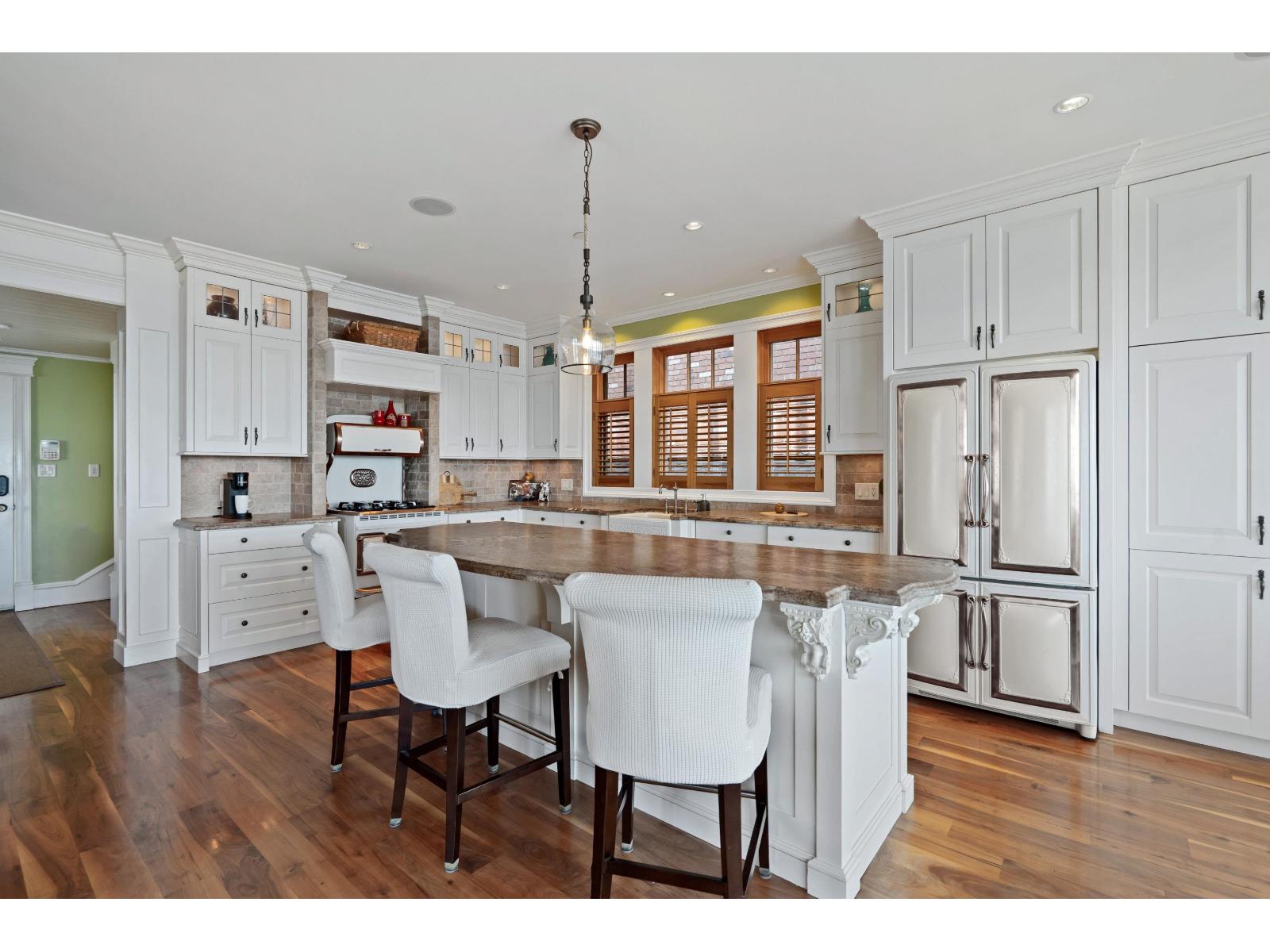 15188 COLUMBIA AVENUE, White Rock