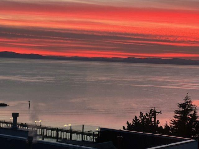 15188 COLUMBIA AVENUE, White Rock