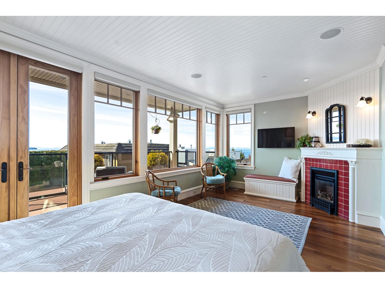 15188 COLUMBIA AVENUE, White Rock