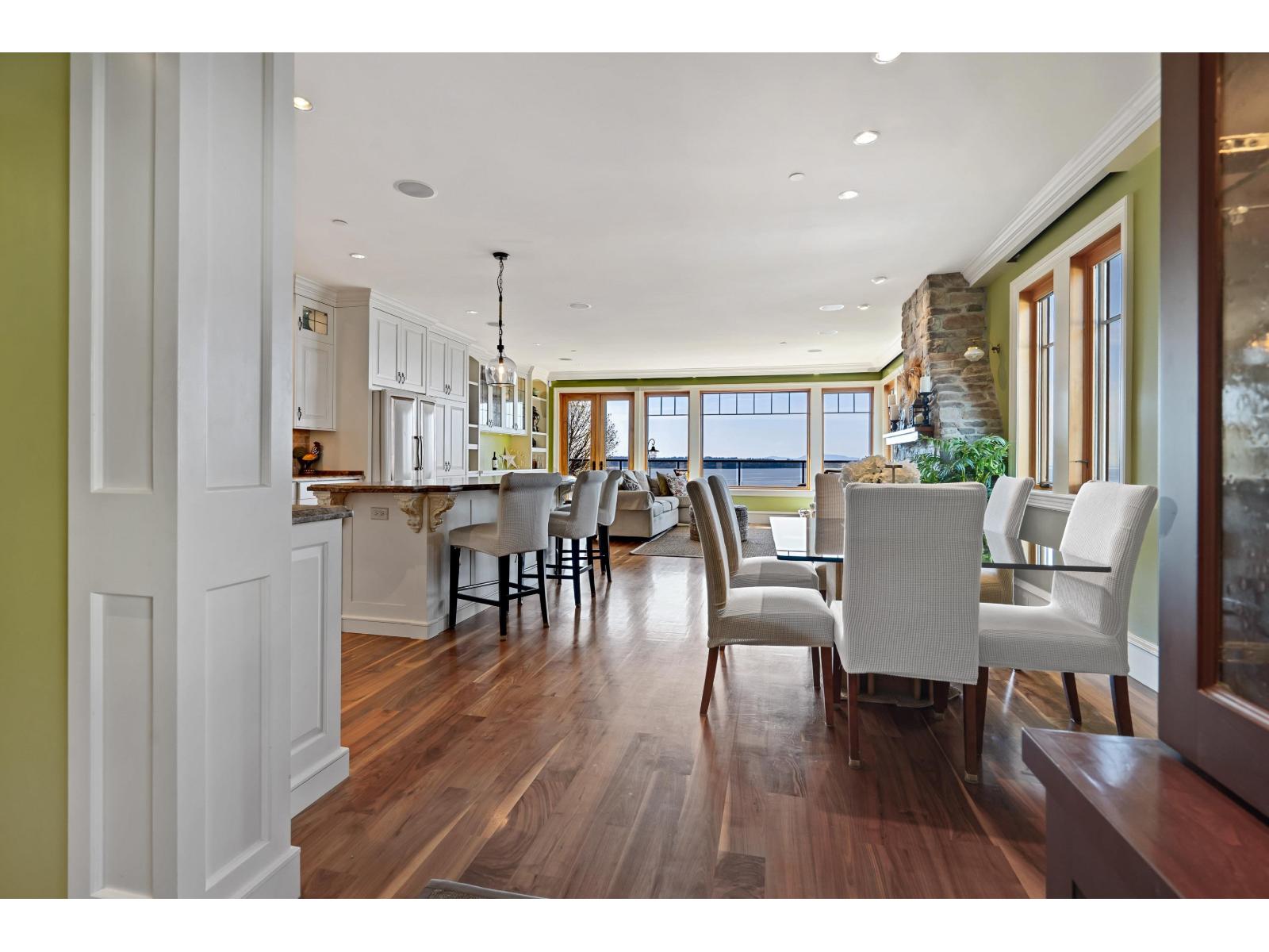 15188 COLUMBIA AVENUE, White Rock