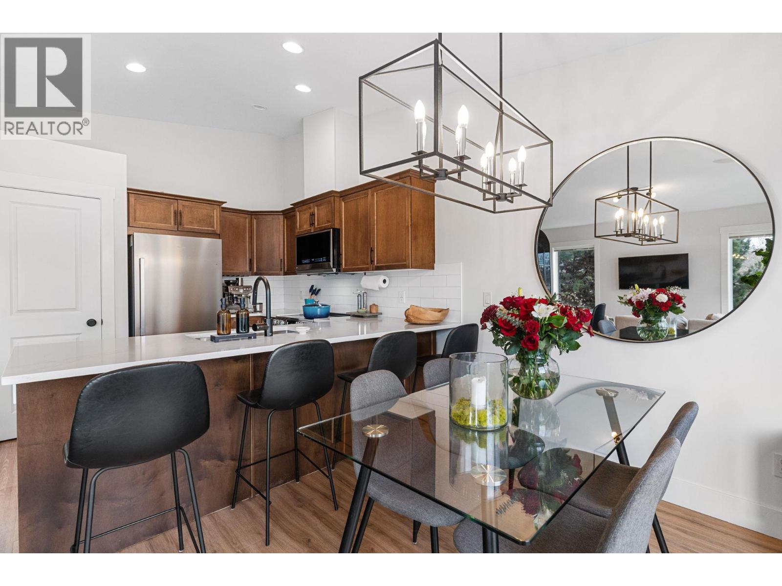 #9 225 GLEN PARK DRIVE - 7