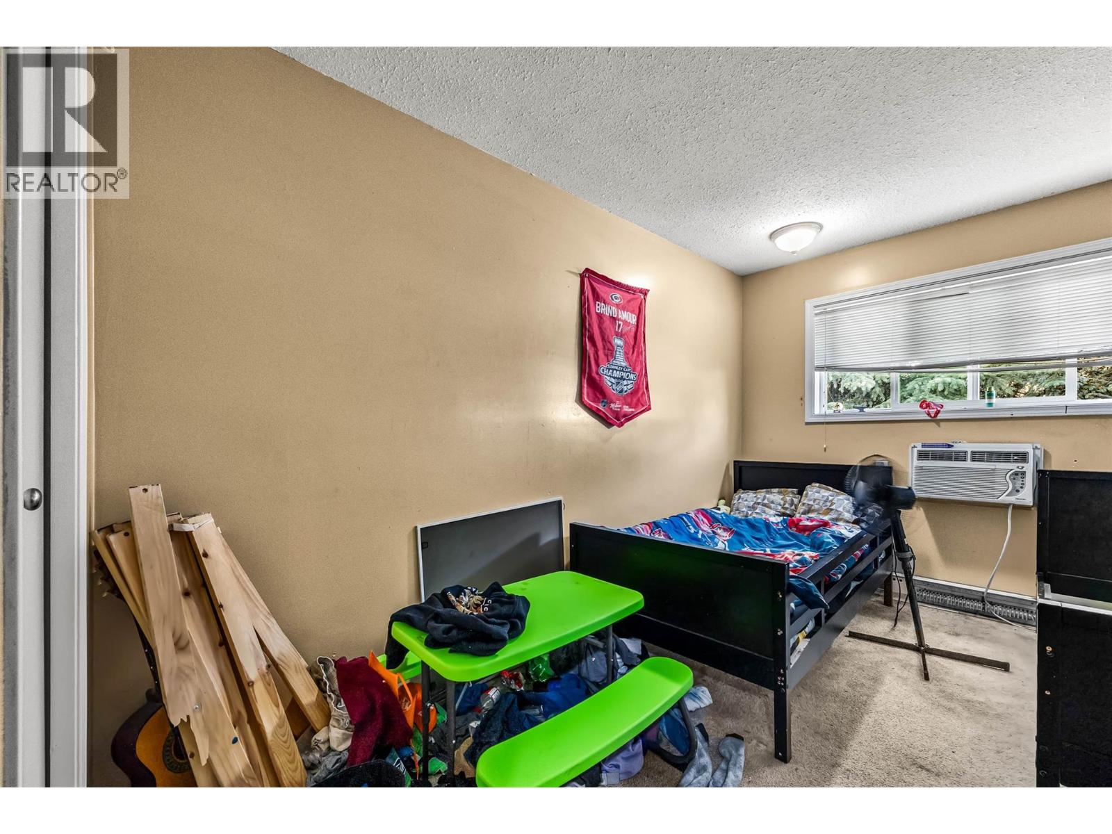 #209 1760 Brunner Avenue - 9